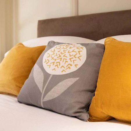 Fabulous Notting Hill Spacious Studio Apartment Londen Buitenkant foto