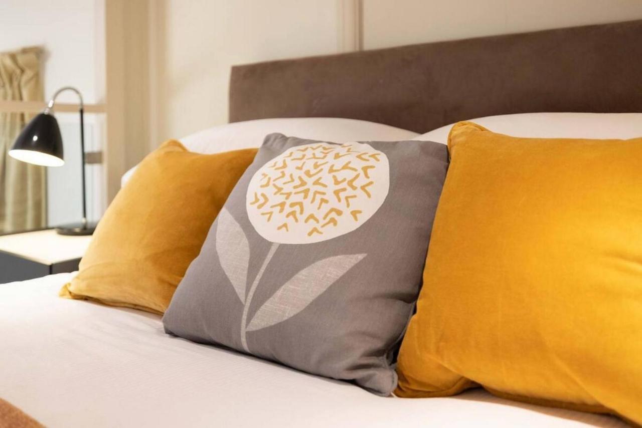 Fabulous Notting Hill Spacious Studio Apartment Londen Buitenkant foto